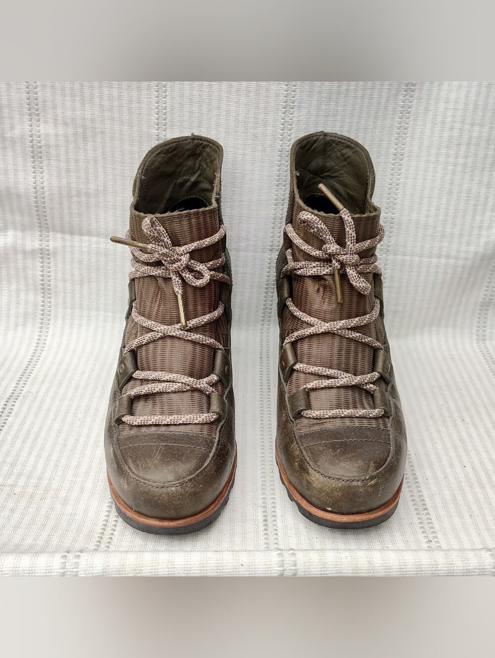 SOREL Sandy Wedge Nori Leather Lace Up Boots Sz 8
